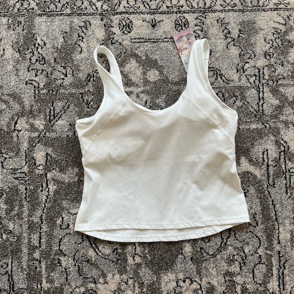 Halara Padded Tank Top - Picture 3 of 6